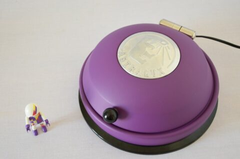 Lampe violette Astralux design vintage 1