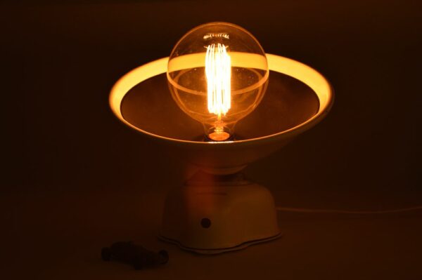 Lampe blanche design Starletta edison vintage 4