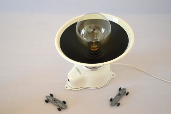 Lampe blanche design Starletta edison vintage 5