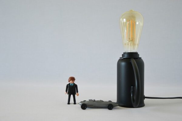 Black Gas Plug Lamp